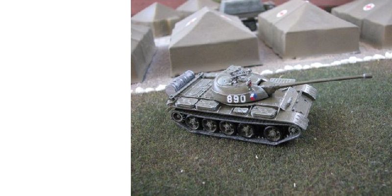 Tank T-54B - stavebnica [H0]