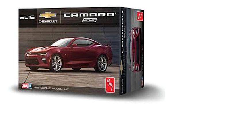 Chevrolet Camaro SS 2016 - stavebnica [1:25]